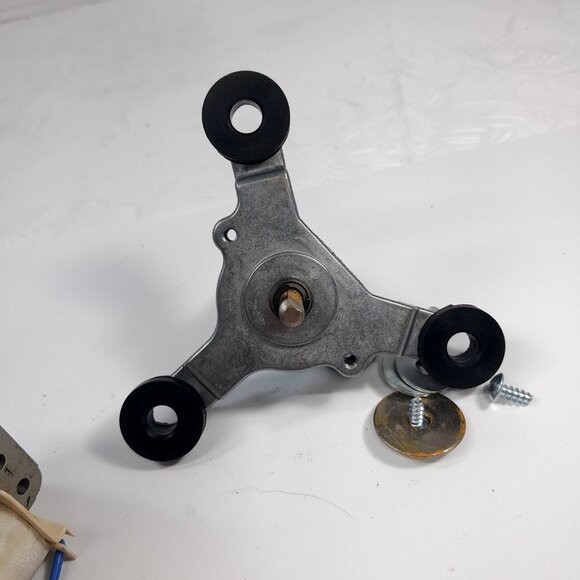 Ninja Foodi Pressure Cooker Air Fryer FD101 main top fan motor assembly part - Picture 6 of 6